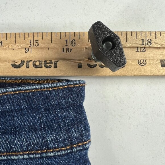 Kut From The Kloth Jeans Women's 8 Catherine Boyfriend Blue Faded Stretch Denim - Picture 16 of 16